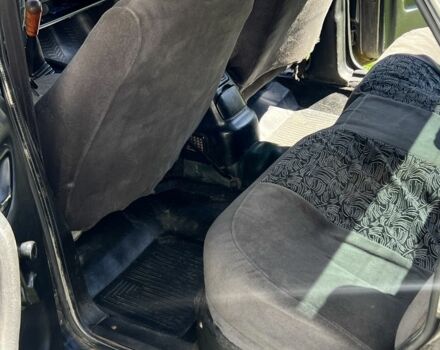 Черный ГАЗ 3110 Волга, объемом двигателя 2.4 л и пробегом 254 тыс. км за 950 $, фото 7 на Automoto.ua