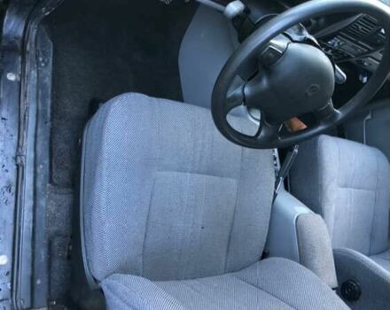 Чорний ГАЗ 3110 Волга, об'ємом двигуна 2.3 л та пробігом 350 тис. км за 950 $, фото 6 на Automoto.ua