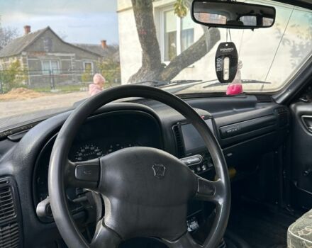 Чорний ГАЗ 3110 Волга, об'ємом двигуна 2.4 л та пробігом 208 тис. км за 750 $, фото 2 на Automoto.ua