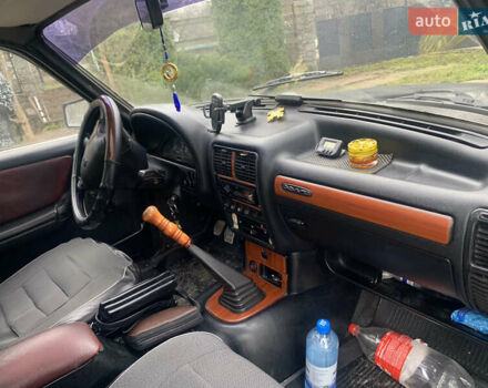 Черный ГАЗ 3110 Волга, объемом двигателя 2.29 л и пробегом 150 тыс. км за 2100 $, фото 8 на Automoto.ua