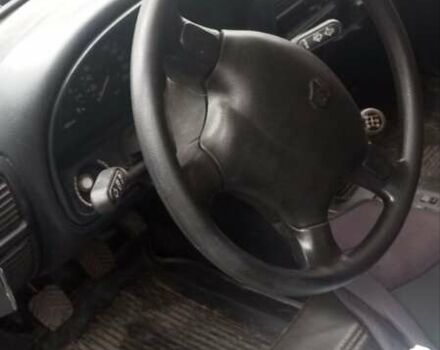 Фиолетовый ГАЗ 3110 Волга, объемом двигателя 2.5 л и пробегом 200 тыс. км за 1300 $, фото 5 на Automoto.ua