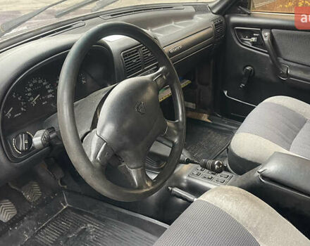 Фиолетовый ГАЗ 3110 Волга, объемом двигателя 2.5 л и пробегом 268 тыс. км за 950 $, фото 7 на Automoto.ua