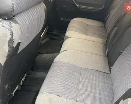 Фиолетовый ГАЗ 3110 Волга, объемом двигателя 2.5 л и пробегом 268 тыс. км за 950 $, фото 9 на Automoto.ua