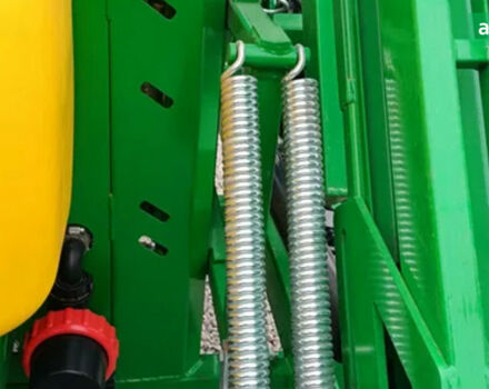 ГАЗ 3110 Волга, об'ємом двигуна 2.45 л та пробігом 0 тис. км за 8188 $, фото 5 на Automoto.ua