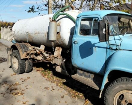 ГАЗ 3110 Волга 1988 в Ровно на Automoto.ua ГАЗ 3110 Волга, объемом двигателя 2.45 л и пробегом 0 тыс. км за 3200 $, фото 1 на Automoto.ua