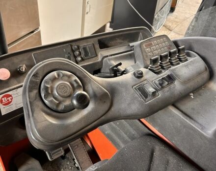 ГАЗ 3110 Волга, объемом двигателя 2.45 л и пробегом 0 тыс. км за 5000 $, фото 2 на Automoto.ua