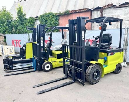 ГАЗ 3110 Волга, об'ємом двигуна 2.45 л та пробігом 0 тис. км за 20601 $, фото 10 на Automoto.ua