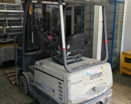 ГАЗ 3110 Волга 2006 у Києві на Automoto.ua ГАЗ 3110 Волга, об'ємом двигуна 2.45 л та пробігом 0 тис. км за 2913 $, фото 10 на Automoto.ua