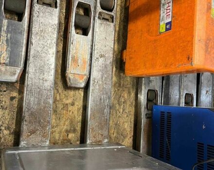 ГАЗ 3110 Волга 2006 в Киеве на Automoto.ua ГАЗ 3110 Волга, объемом двигателя 2.45 л и пробегом 0 тыс. км за 10522 $, фото 19 на Automoto.ua