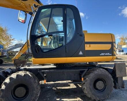 ГАЗ 3110 Волга 2007 в Львове на Automoto.ua ГАЗ 3110 Волга, объемом двигателя 2.45 л и пробегом 0 тыс. км за 42000 $, фото 6 на Automoto.ua