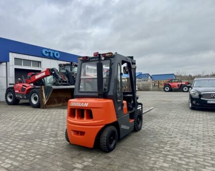 ГАЗ 3110 Волга 2008 в Радомышле на Automoto.ua ГАЗ 3110 Волга, объемом двигателя 2.45 л и пробегом 0 тыс. км за 10000 $, фото 4 на Automoto.ua