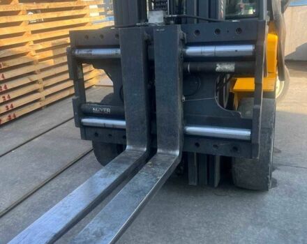 ГАЗ 3110 Волга, об'ємом двигуна 2.45 л та пробігом 0 тис. км за 21615 $, фото 6 на Automoto.ua