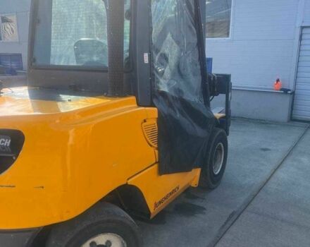 ГАЗ 3110 Волга, об'ємом двигуна 2.45 л та пробігом 0 тис. км за 21615 $, фото 3 на Automoto.ua