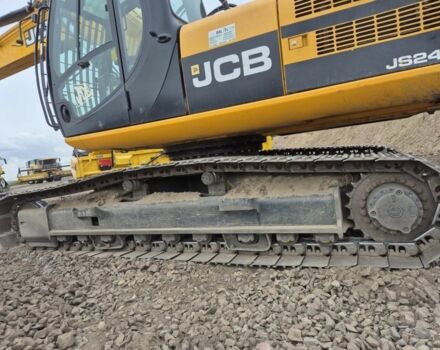 ГАЗ 3110 Волга 2011 в Львове на Automoto.ua ГАЗ 3110 Волга, объемом двигателя 2.45 л и пробегом 0 тыс. км за 65535 $, фото 18 на Automoto.ua