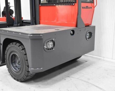 ГАЗ 3110 Волга, об'ємом двигуна 2.45 л та пробігом 0 тис. км за 46658 $, фото 9 на Automoto.ua