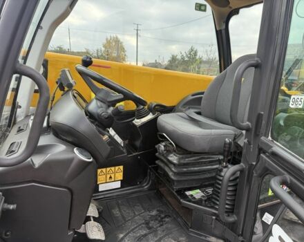 ГАЗ 3110 Волга 2013 в Луцке на Automoto.ua ГАЗ 3110 Волга, объемом двигателя 2.45 л и пробегом 0 тыс. км за 49900 $, фото 10 на Automoto.ua