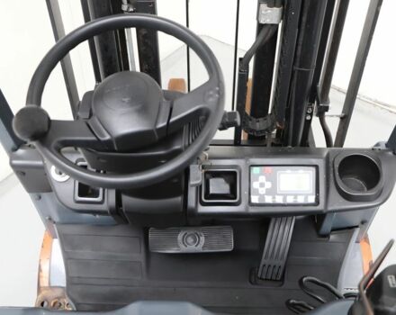 ГАЗ 3110 Волга, об'ємом двигуна 2.45 л та пробігом 0 тис. км за 10417 $, фото 2 на Automoto.ua