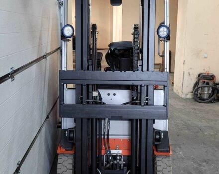 ГАЗ 3110 Волга, об'ємом двигуна 2.45 л та пробігом 0 тис. км за 16092 $, фото 3 на Automoto.ua