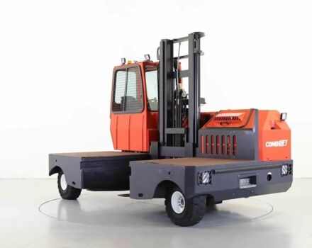 ГАЗ 3110 Волга, об'ємом двигуна 2.45 л та пробігом 0 тис. км за 98914 $, фото 4 на Automoto.ua