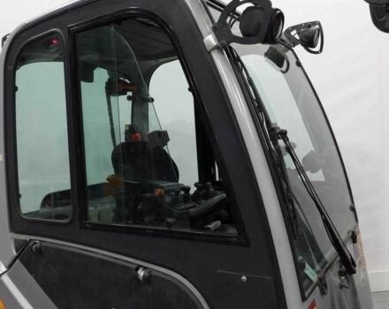 ГАЗ 3110 Волга, объемом двигателя 2.45 л и пробегом 0 тыс. км за 13649 $, фото 2 на Automoto.ua