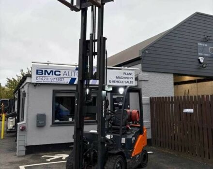 ГАЗ 3110 Волга, об'ємом двигуна 2.45 л та пробігом 0 тис. км за 15182 $, фото 1 на Automoto.ua