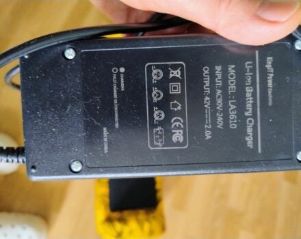 ГАЗ 3110 Волга, об'ємом двигуна 2.45 л та пробігом 0 тис. км за 60 $, фото 5 на Automoto.ua