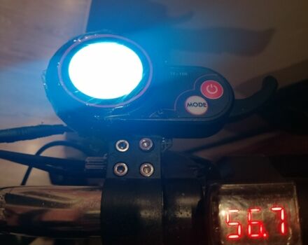 ГАЗ 3110 Волга, об'ємом двигуна 2.45 л та пробігом 0 тис. км за 167 $, фото 2 на Automoto.ua