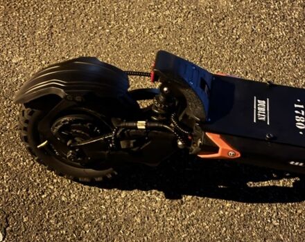 ГАЗ 3110 Волга, об'ємом двигуна 2.45 л та пробігом 0 тис. км за 1190 $, фото 3 на Automoto.ua