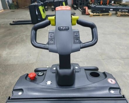 ГАЗ 3110 Волга, объемом двигателя 2.45 л и пробегом 0 тыс. км за 1170 $, фото 1 на Automoto.ua