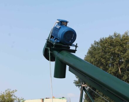 ГАЗ 3110 Волга, об'ємом двигуна 2.45 л та пробігом 0 тис. км за 120 $, фото 2 на Automoto.ua