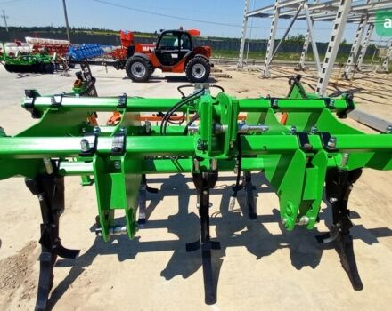 ГАЗ 3110 Волга, об'ємом двигуна 2.45 л та пробігом 0 тис. км за 10405 $, фото 10 на Automoto.ua