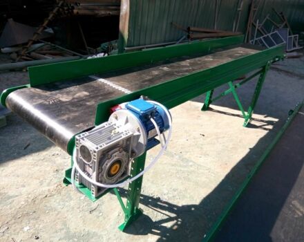 ГАЗ 3110 Волга, об'ємом двигуна 2.45 л та пробігом 0 тис. км за 120 $, фото 10 на Automoto.ua