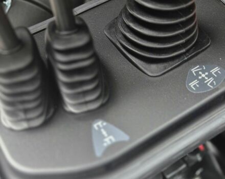 ГАЗ 3110 Волга, объемом двигателя 2.45 л и пробегом 0 тыс. км за 31586 $, фото 2 на Automoto.ua