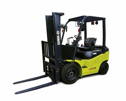 ГАЗ 3110 Волга, объемом двигателя 2.45 л и пробегом 0 тыс. км за 42234 $, фото 2 на Automoto.ua