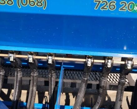 ГАЗ 3110 Волга, объемом двигателя 2.45 л и пробегом 0 тыс. км за 2147 $, фото 4 на Automoto.ua