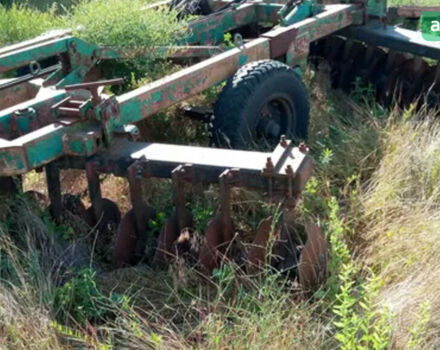 ГАЗ 3110 Волга, об'ємом двигуна 2.45 л та пробігом 0 тис. км за 2383 $, фото 3 на Automoto.ua