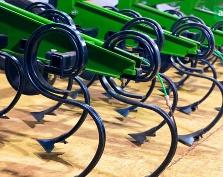 ГАЗ 3110 Волга, об'ємом двигуна 2.45 л та пробігом 0 тис. км за 17159 $, фото 7 на Automoto.ua