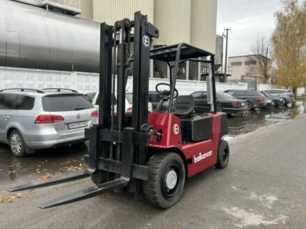 ГАЗ 3110 Волга 2000 в Радомышле на Automoto.ua ГАЗ 3110 Волга, объемом двигателя 2.45 л и пробегом 0 тыс. км за 6000 $, фото 1 на Automoto.ua