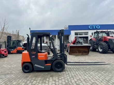 ГАЗ 3110 Волга 2008 в Радомышле на Automoto.ua ГАЗ 3110 Волга, объемом двигателя 2.45 л и пробегом 0 тыс. км за 10000 $, фото 1 на Automoto.ua