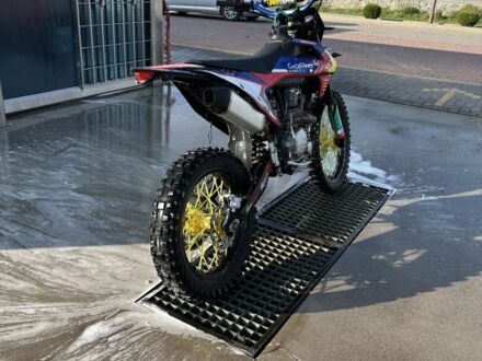 ГАЗ 3110 Волга, об'ємом двигуна 0.3 л та пробігом 0 тис. км за 1700 $, фото 1 на Automoto.ua