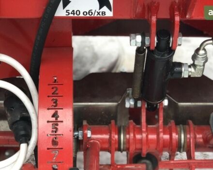 ГАЗ 3110 Волга, об'ємом двигуна 2.45 л та пробігом 0 тис. км за 2601 $, фото 7 на Automoto.ua