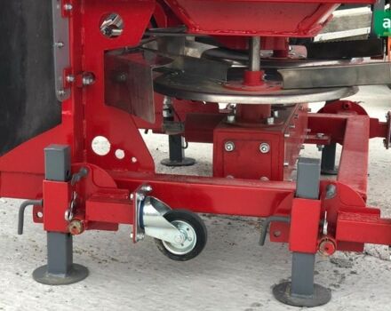 ГАЗ 3110 Волга, об'ємом двигуна 2.45 л та пробігом 0 тис. км за 2601 $, фото 4 на Automoto.ua