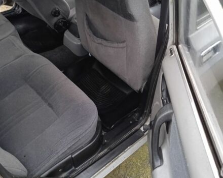 Сірий ГАЗ 3110 Волга, об'ємом двигуна 3 л та пробігом 200 тис. км за 711 $, фото 3 на Automoto.ua