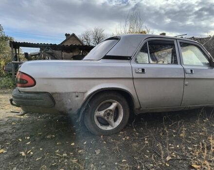 Серый ГАЗ 3110 Волга, объемом двигателя 2.5 л и пробегом 400 тыс. км за 595 $, фото 7 на Automoto.ua