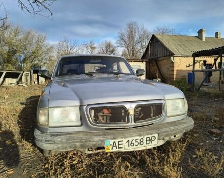 Серый ГАЗ 3110 Волга, объемом двигателя 2.5 л и пробегом 400 тыс. км за 595 $, фото 1 на Automoto.ua