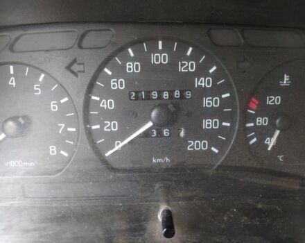 Сірий ГАЗ 3110 Волга, об'ємом двигуна 2.4 л та пробігом 220 тис. км за 1800 $, фото 4 на Automoto.ua