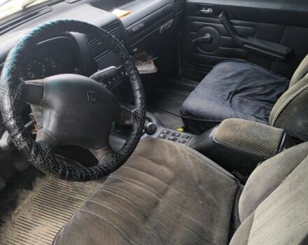 Серый ГАЗ 3110 Волга, объемом двигателя 2.5 л и пробегом 300 тыс. км за 600 $, фото 3 на Automoto.ua