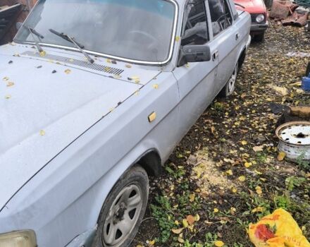 Серый ГАЗ 3110 Волга, объемом двигателя 2.5 л и пробегом 300 тыс. км за 600 $, фото 2 на Automoto.ua