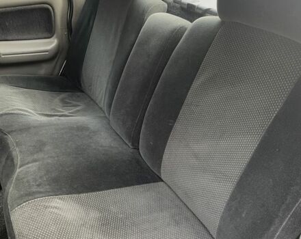 Серый ГАЗ 3110 Волга, объемом двигателя 2.4 л и пробегом 199 тыс. км за 1809 $, фото 6 на Automoto.ua