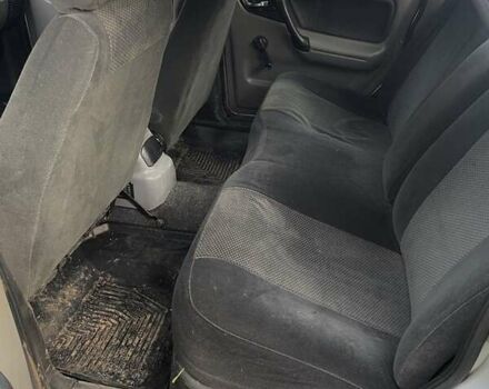 Серый ГАЗ 3110 Волга, объемом двигателя 2.4 л и пробегом 199 тыс. км за 1809 $, фото 4 на Automoto.ua